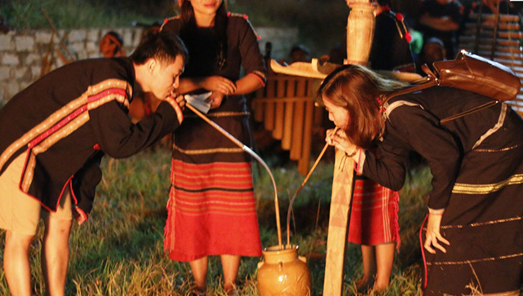 giao-luu-cong-chieng-doi-mong-mo