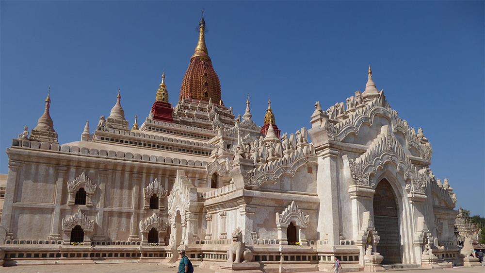 04. Tranh ghép tường
