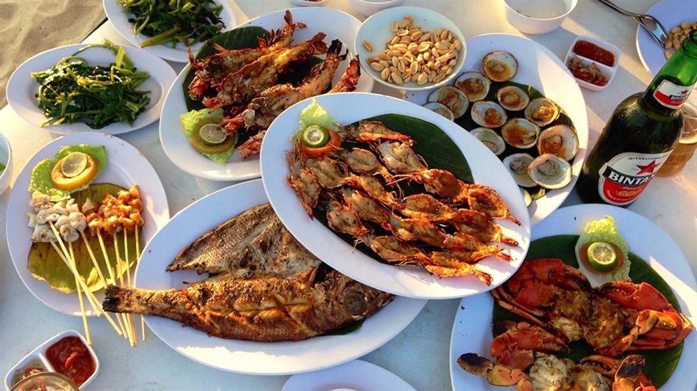 02. Thưởng thức ẩm thực