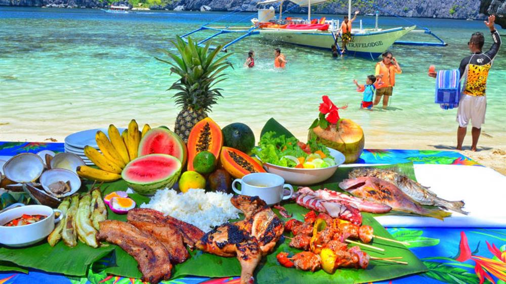 03. Bữa trưa trên đảo