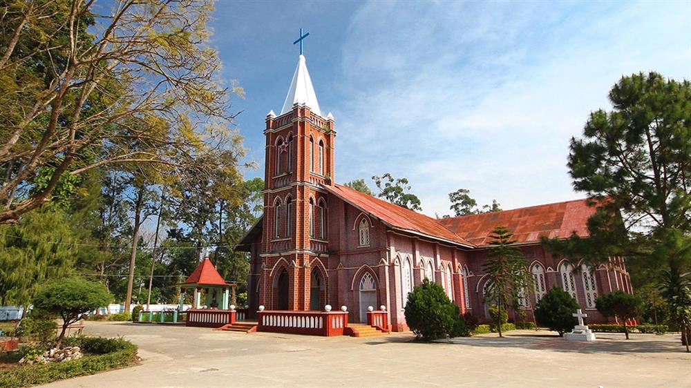 02. Nhà thờ All Saint