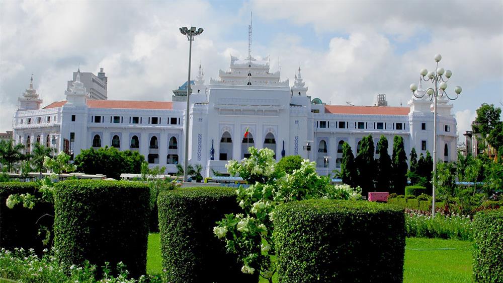 03. City Hall