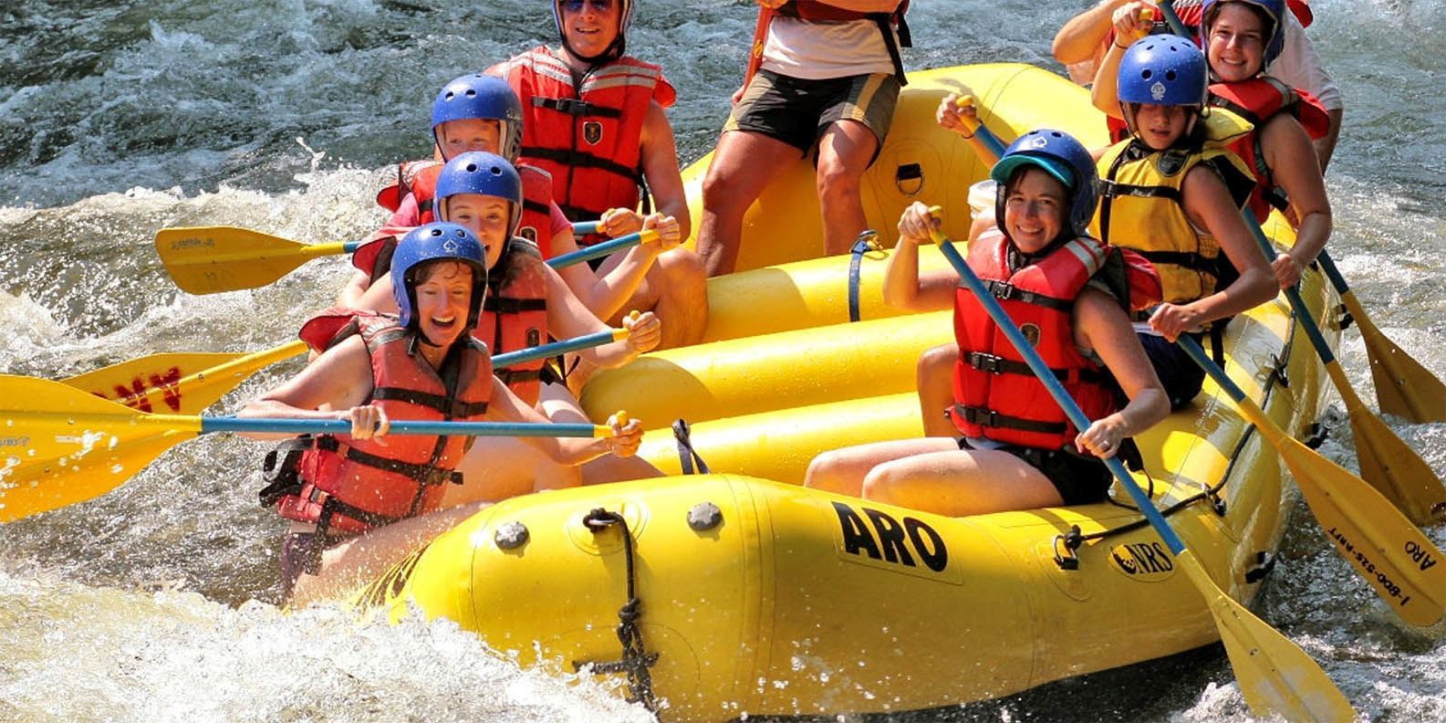 Tour chèo thuyền vượt thác và cưỡi voi Phuket 