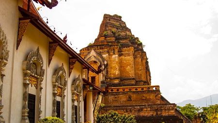 Hình của danh mục Wat Chedi Luang