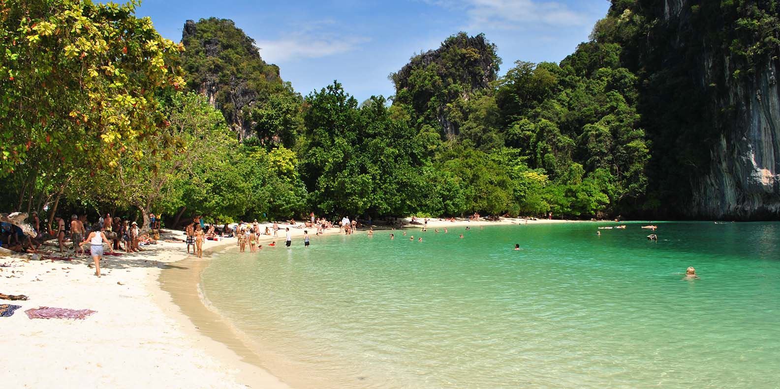 Tour tham quan Koh Hong bằng thuyền máy