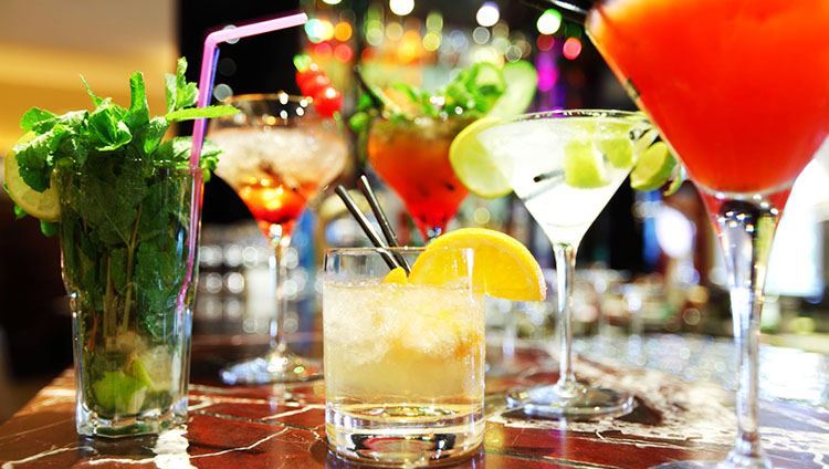 Tour cocktail du thuyền ngắm hoàng hôn