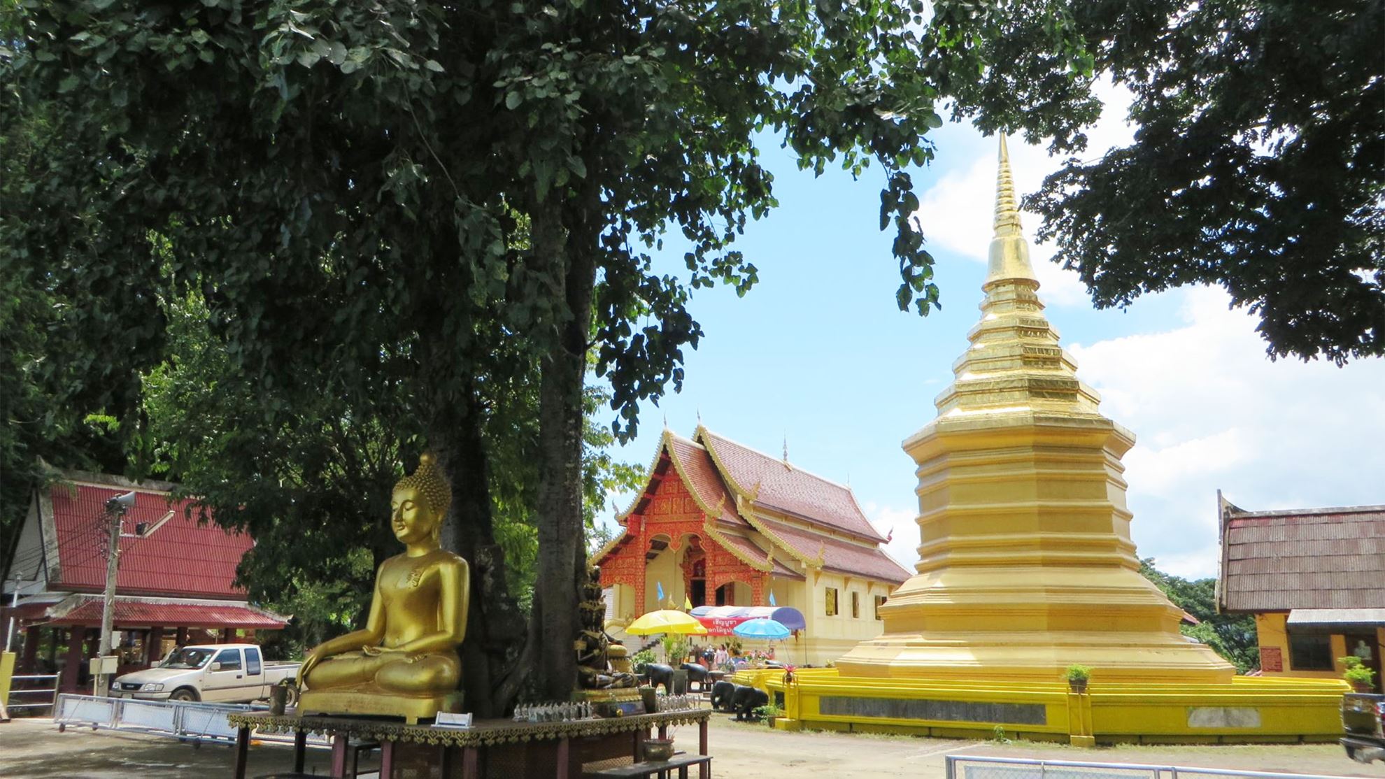 Hình của danh mục Wat Phra That Doi Chom Thong