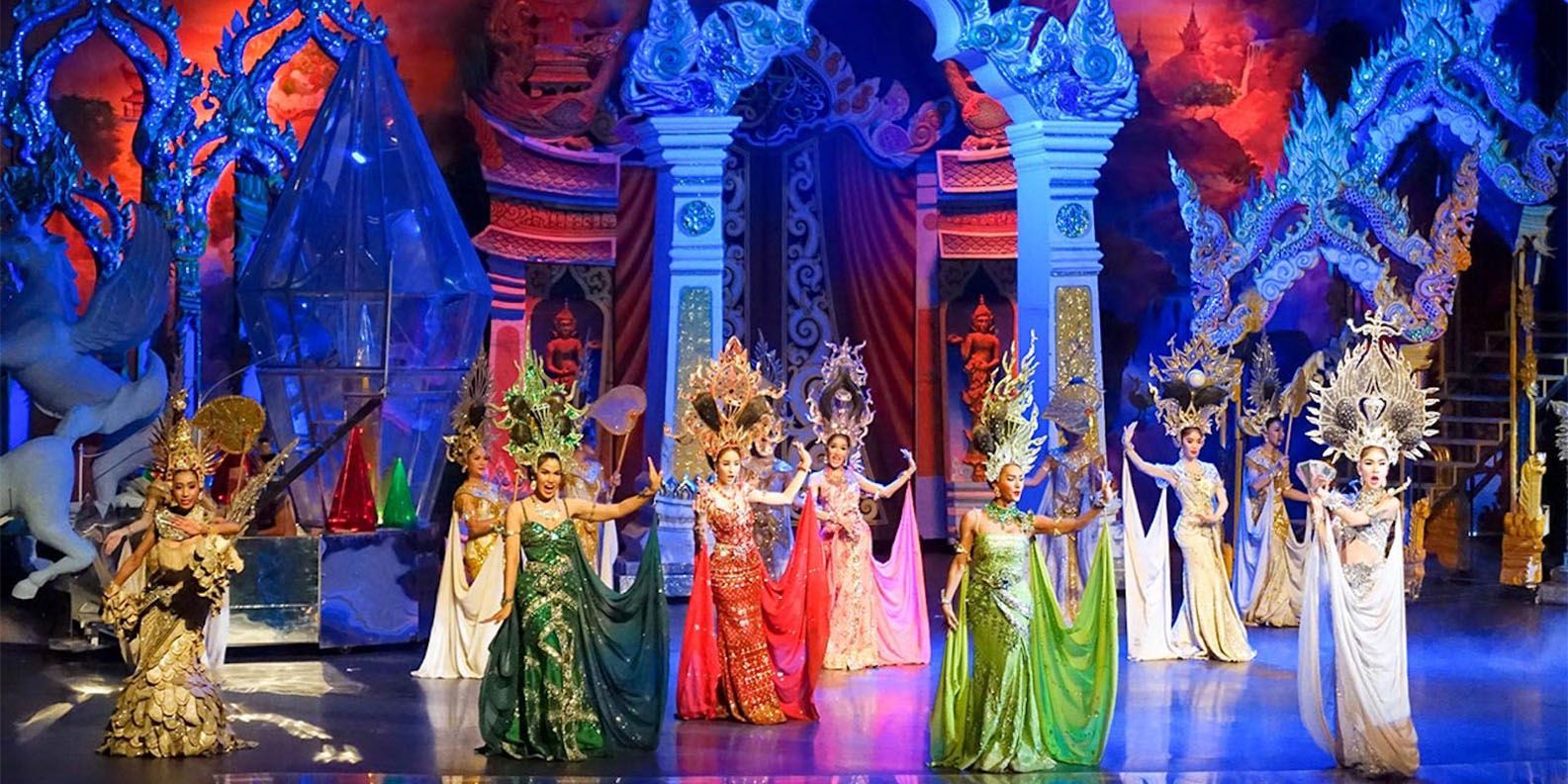 Tiffany Show Pattaya (có đưa đón)