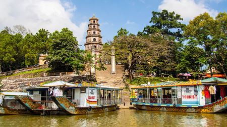 Hình của danh mục Chùa Thiên Mụ