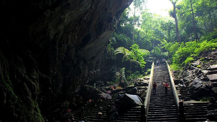 Tour tham quan Hà Nội - Chùa Hương 1 ngày