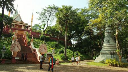Hình của danh mục Wat Phnom - chùa bà Penh