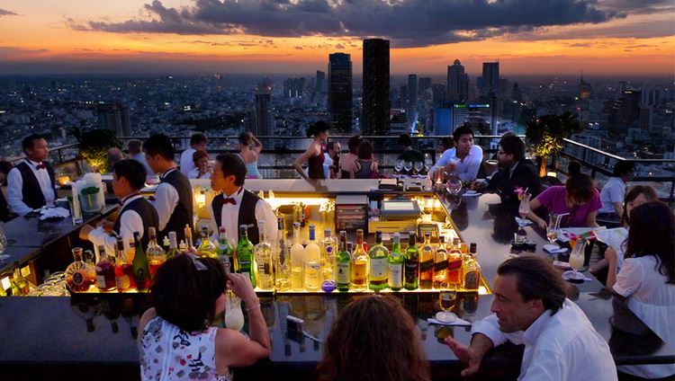 Ăn tối nhà hàng Vertigo and Moon Bar Bangkok