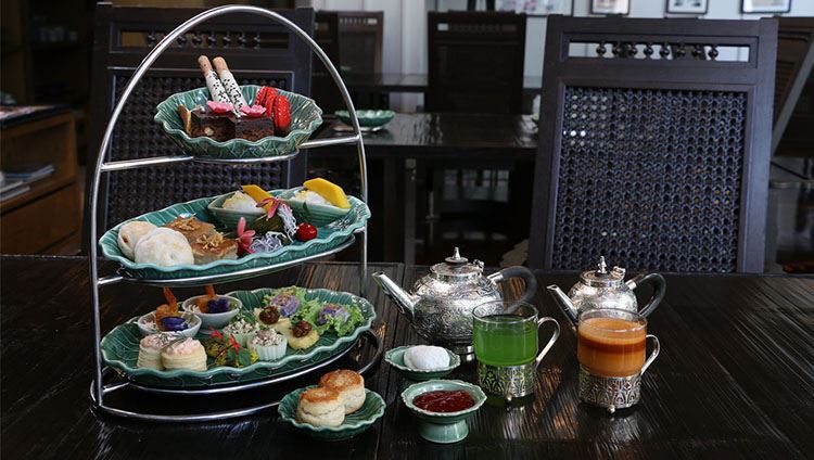 Tiệc trà chiều tại Erawan Tea Room