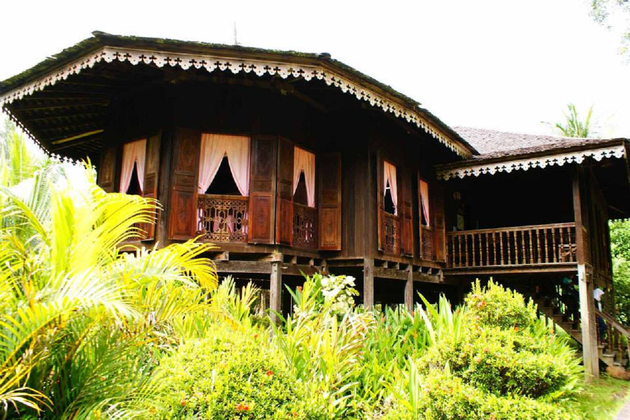 Sarawak Cultural Village