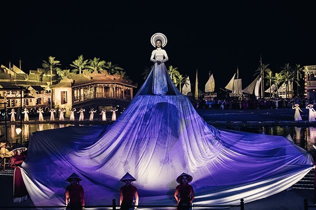 Ký Ức Hội An Show