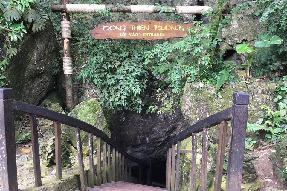 Tour Động Thiên Đường – Suối Nước Moọc (1 ngày)