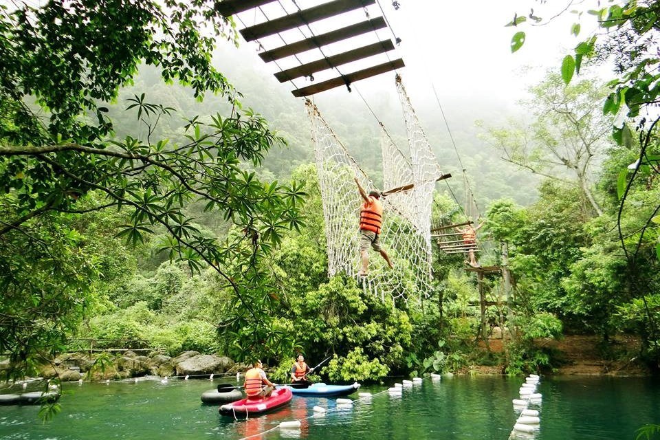 Tour Động Thiên Đường – Suối Nước Moọc (1 ngày)