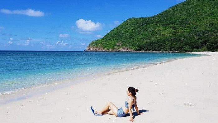 Tour Khám Phá Hòn Bảy Cạnh (nửa ngày)
