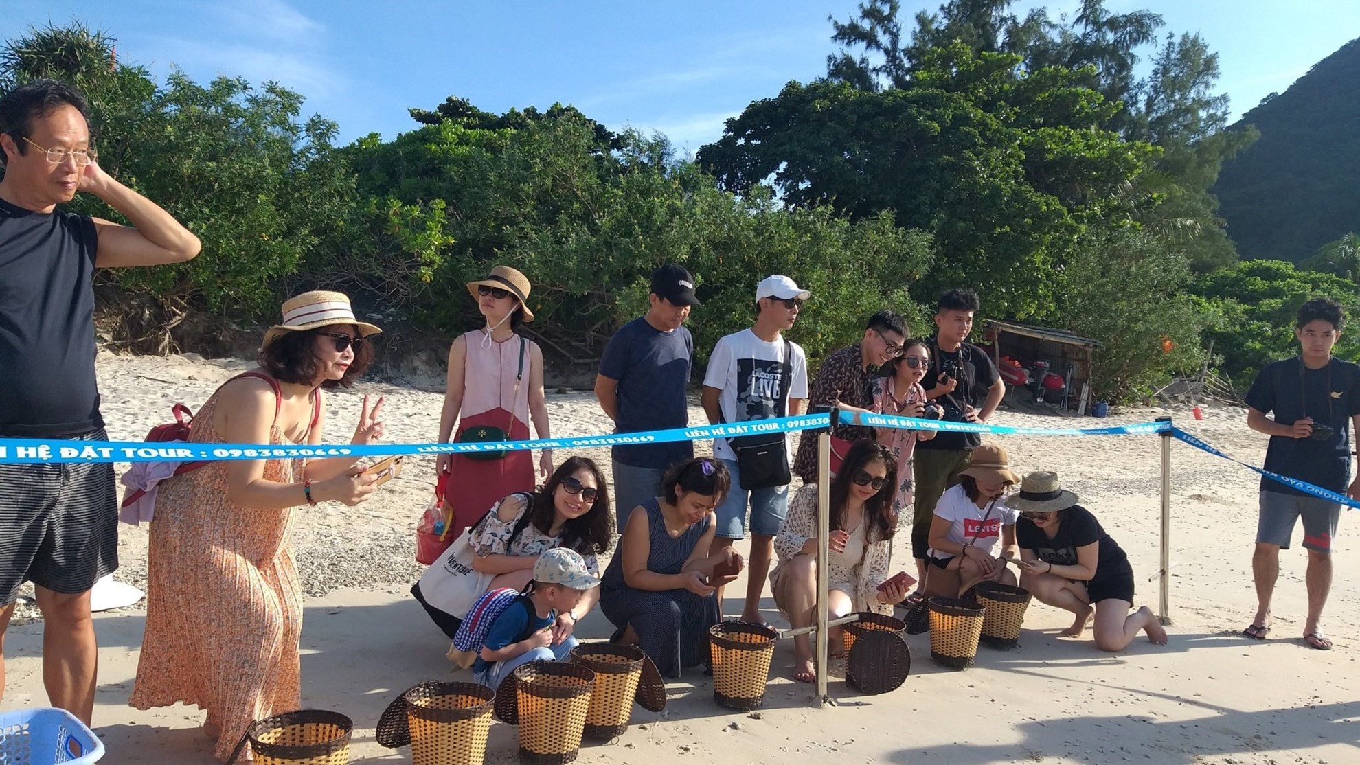 Tour Khám Phá Hòn Bảy Cạnh (nửa ngày)