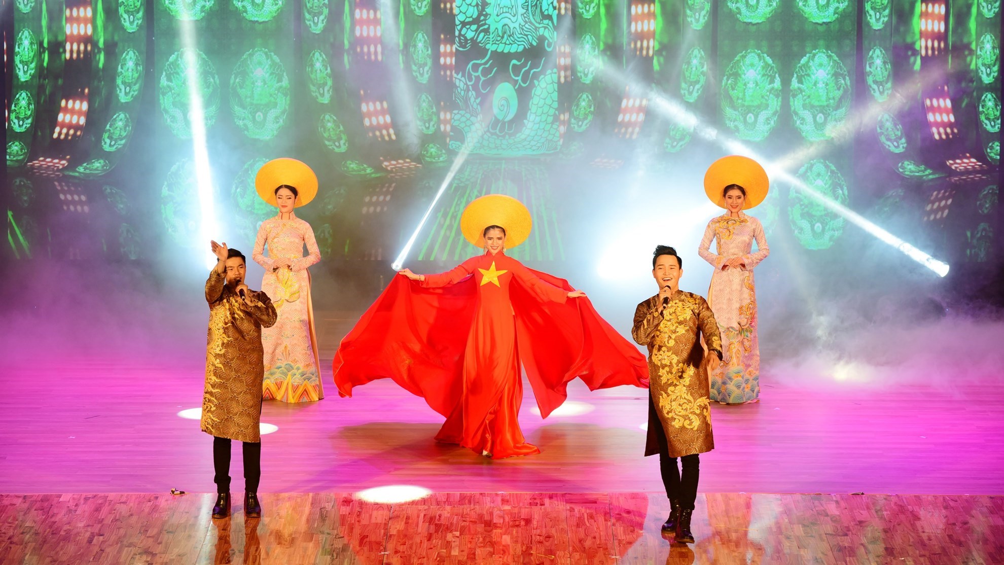 Vé Áo Dài Show