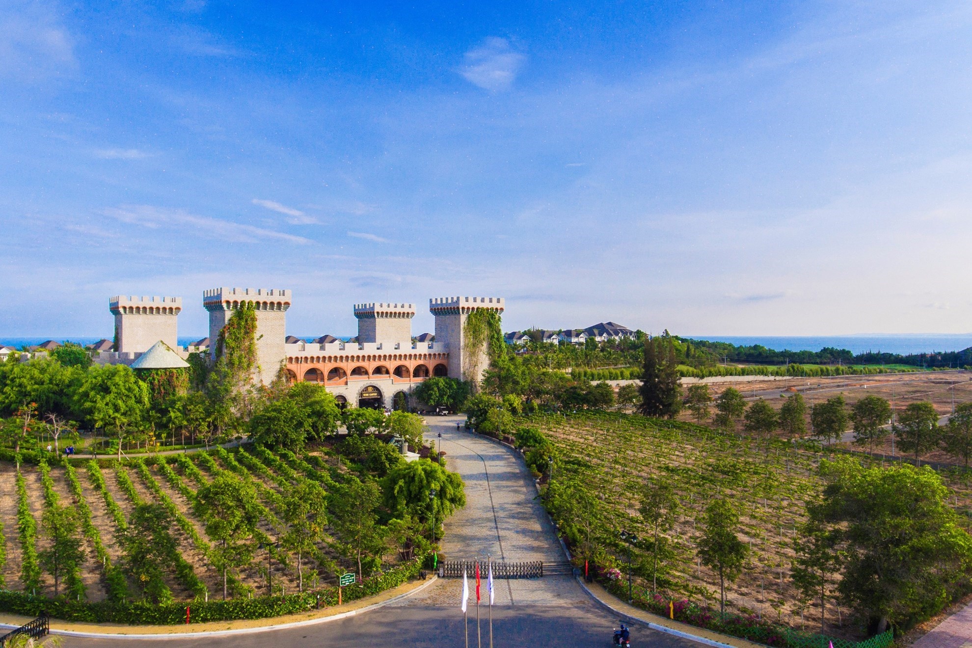 Vé Lâu đài rượu vang RD Phan Thiết