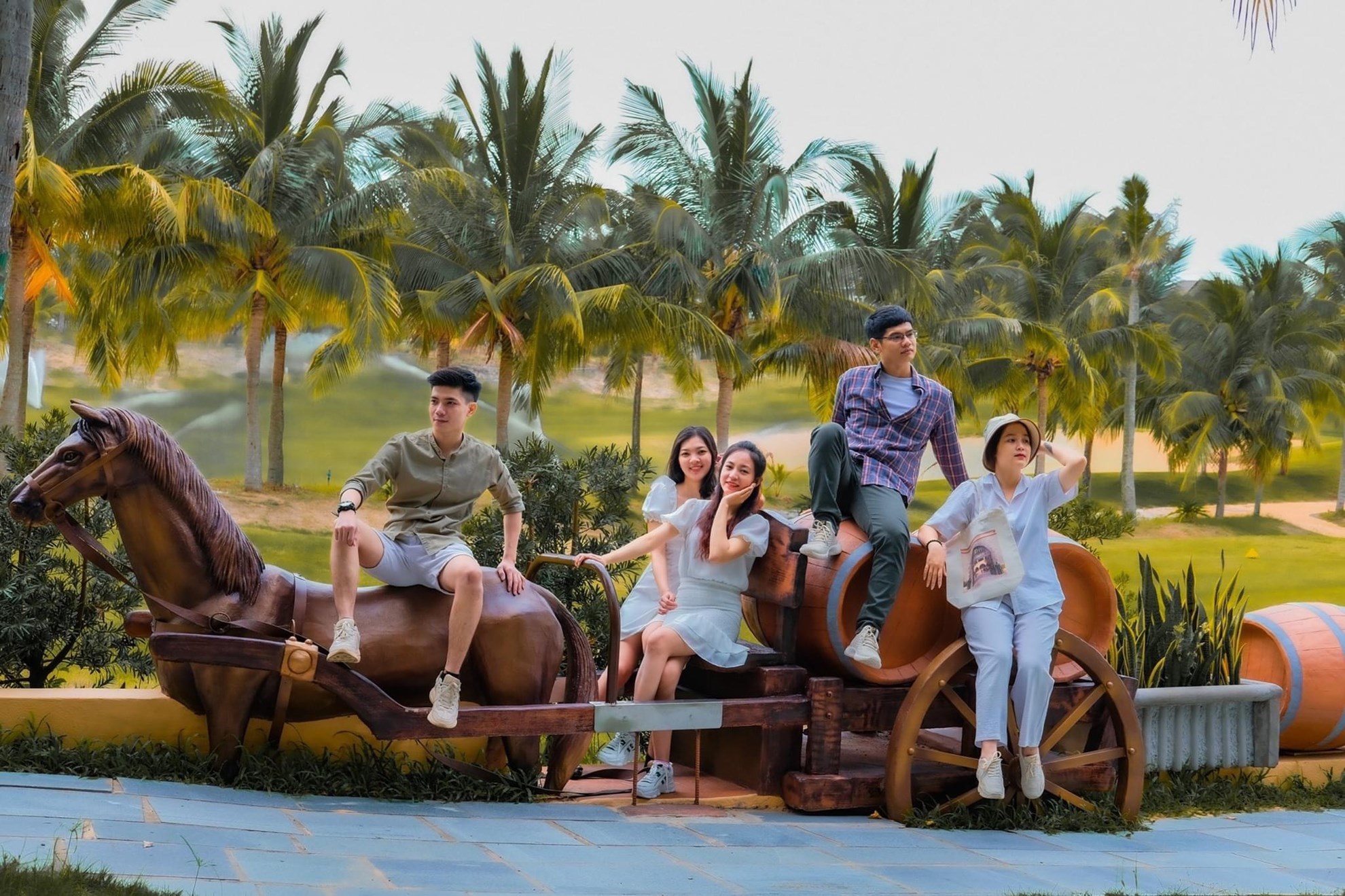 Vé Lâu đài rượu vang RD Phan Thiết