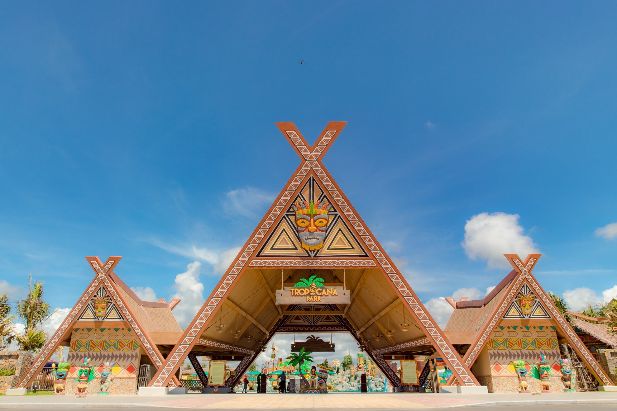 Vé Vui Chơi Tropicana Park - Hồ Tràm