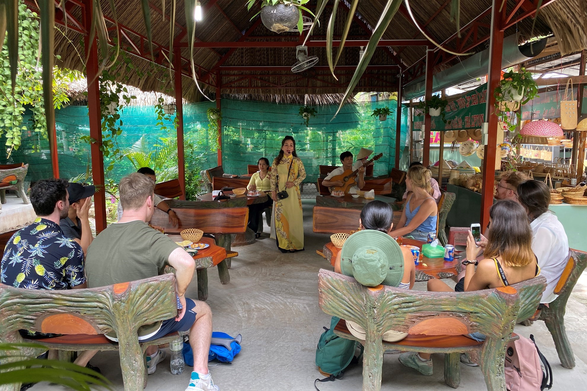 Tour Mỹ Tho - Bến Tre (1 ngày, nhóm nhỏ)