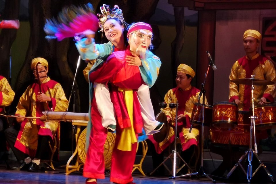 Show Diễn Hồn Việt
