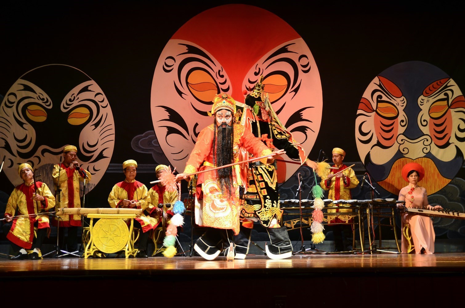Show Diễn Hồn Việt