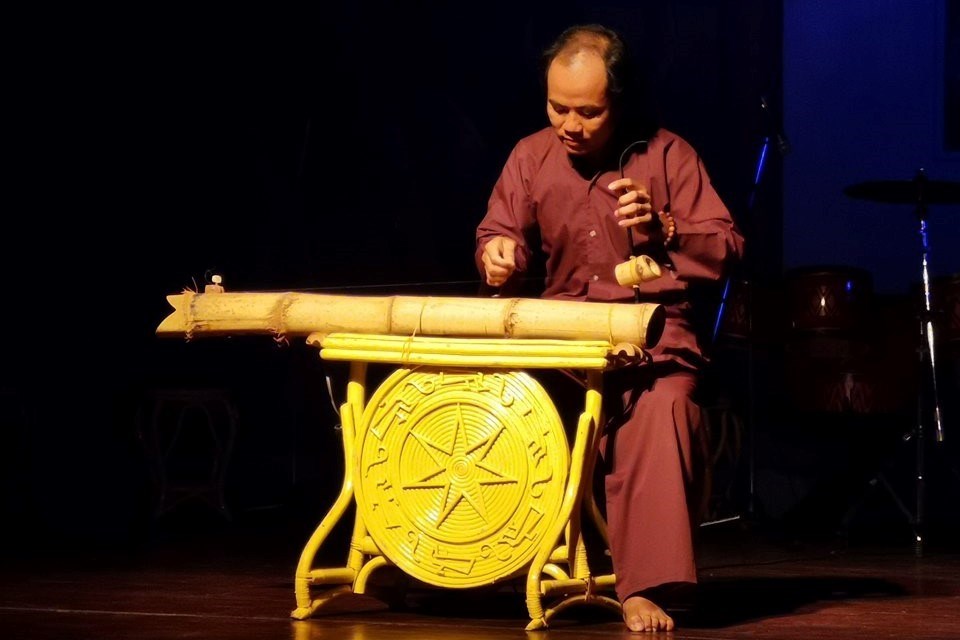 Show Diễn Hồn Việt