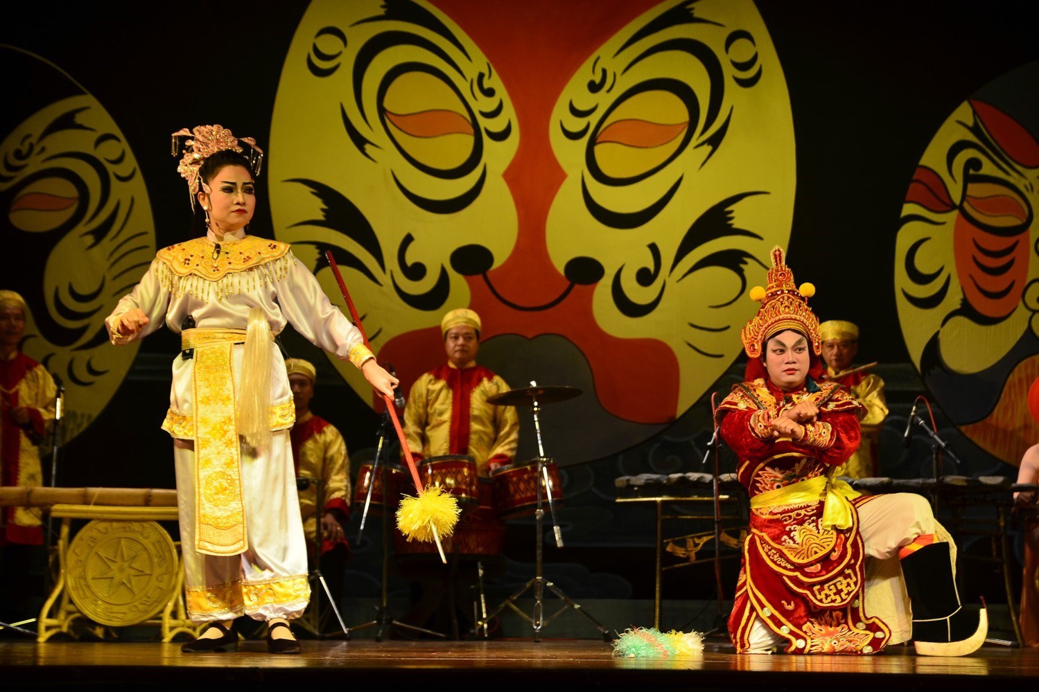 Show Diễn Hồn Việt