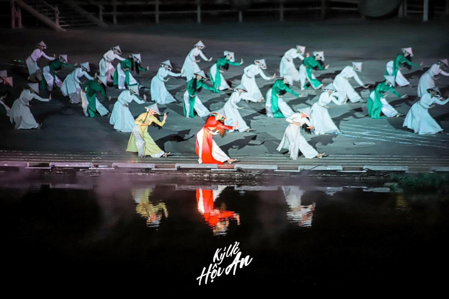 Ký Ức Hội An Show