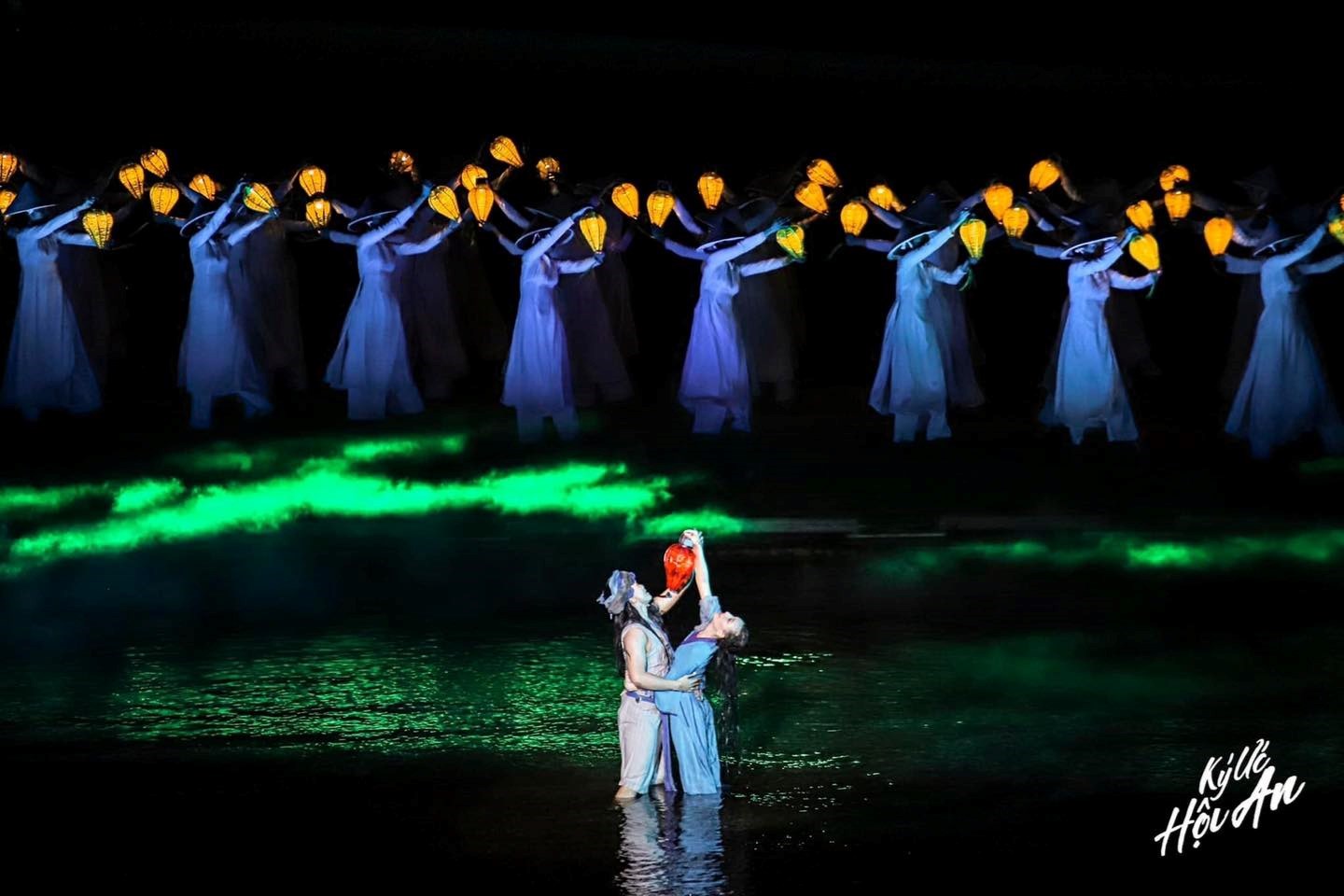 Ký Ức Hội An Show