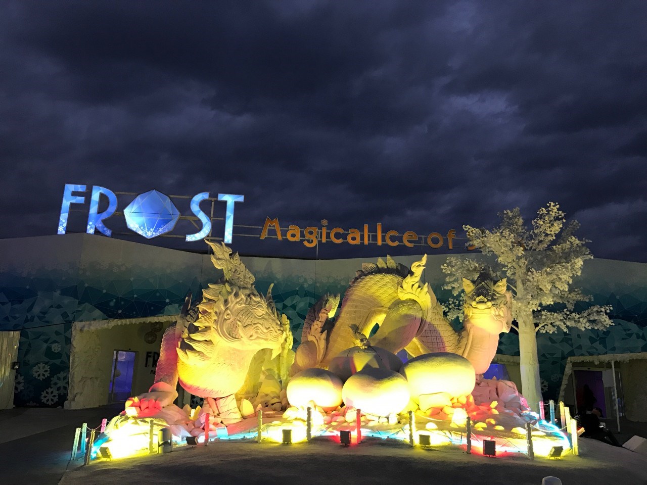 Vé Frost Magical Ice of Siam Pattaya