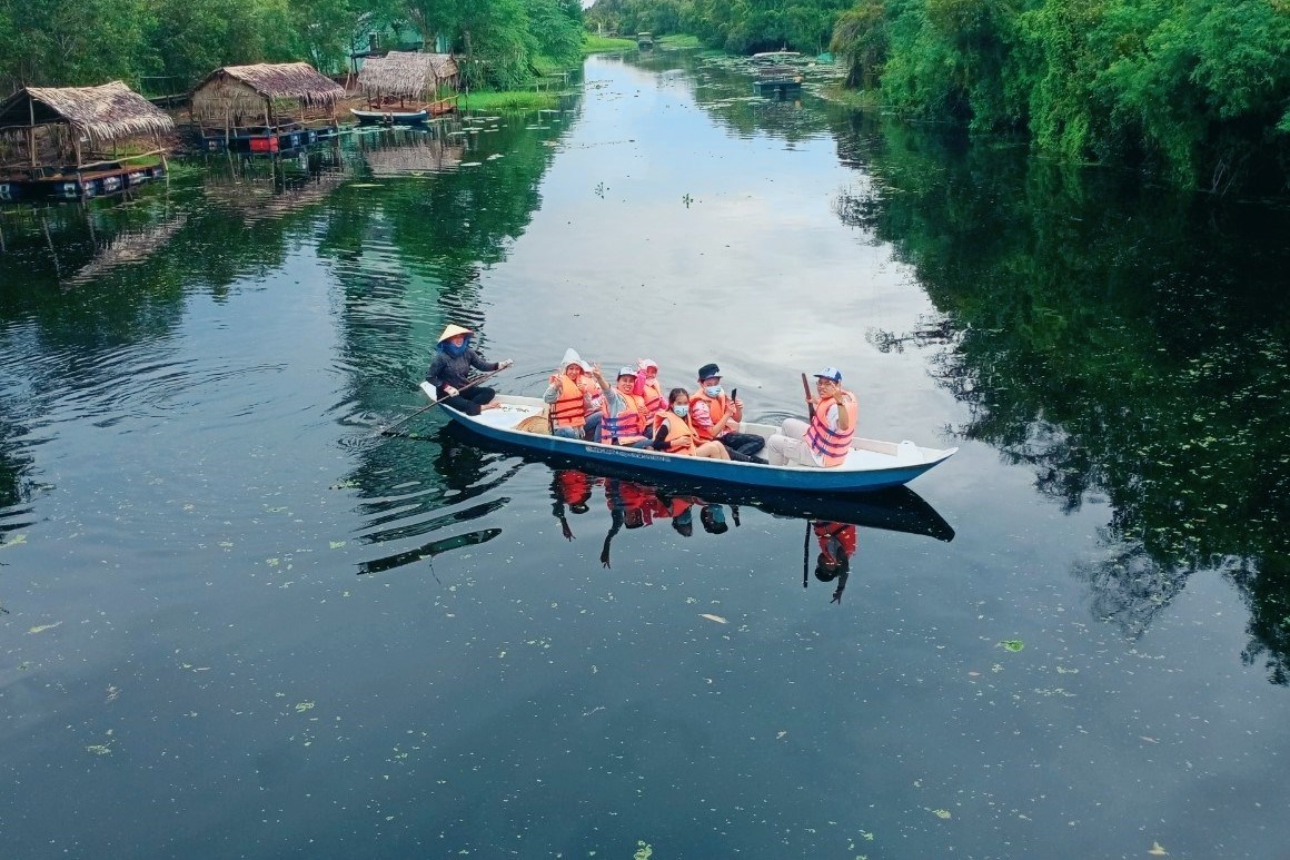 Tour làng nổi Tân Lập 1 ngày