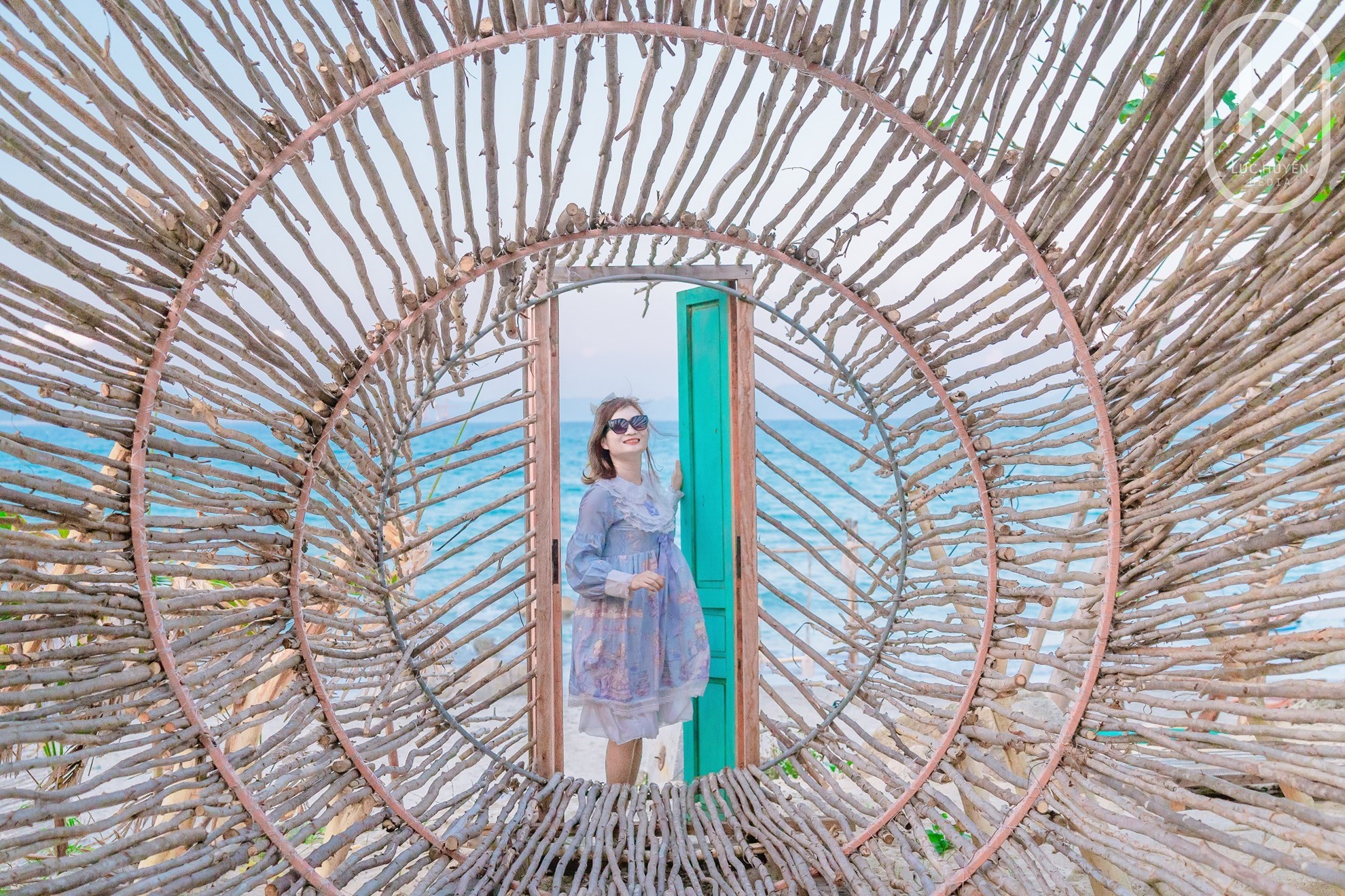 Tour Tham Quan Gành Nhảy - Nhà Hát Đó