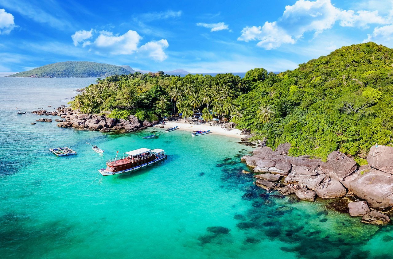 Tour Khám Phá Hòn Bảy Cạnh - Hòn Cau (2)