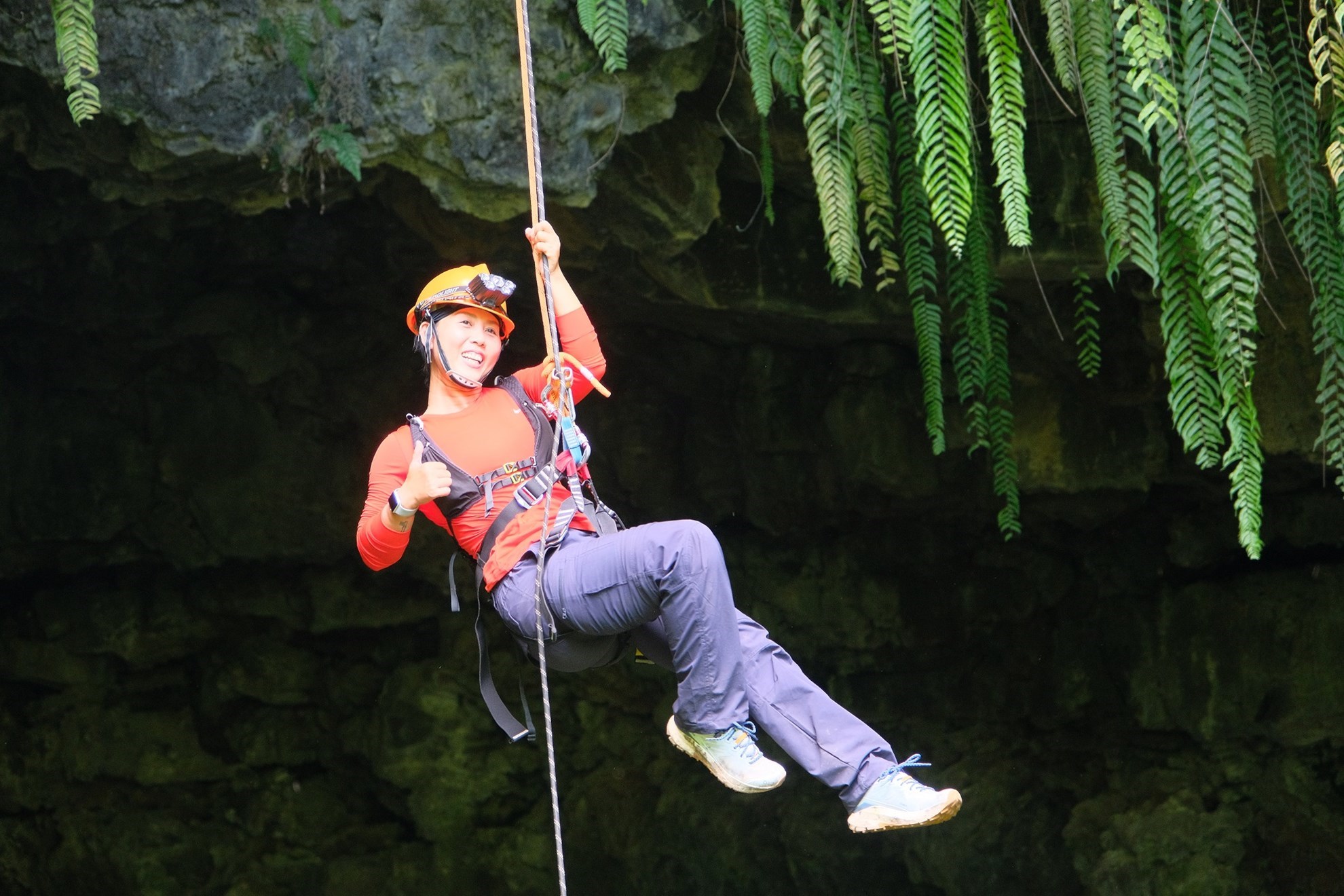 Hiking, Abseiling Canyoning Hang Động Chư Bluk