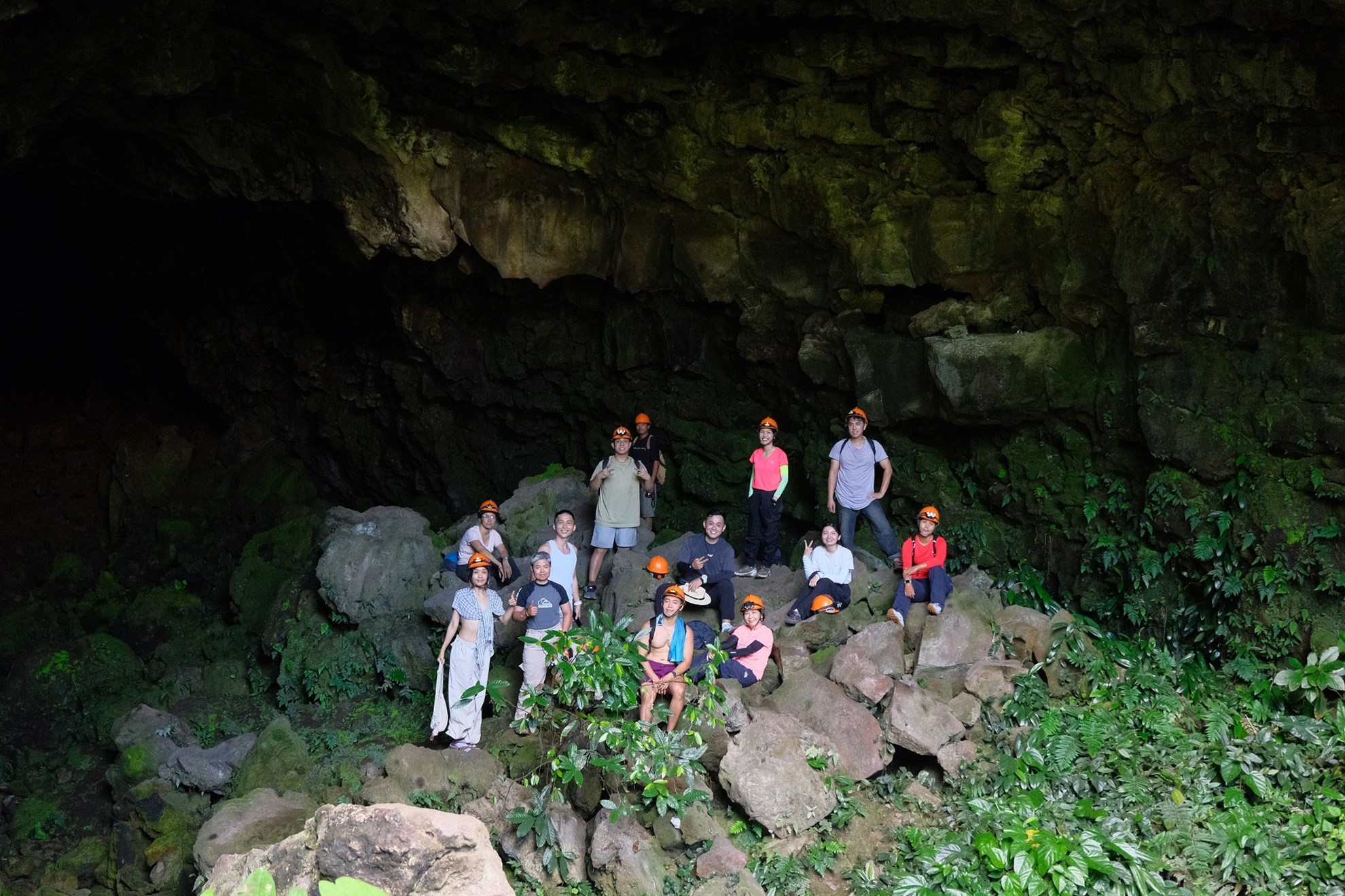 Hiking, Abseiling Canyoning Hang Động Chư Bluk