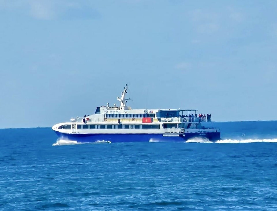 Tàu Cao Tốc Phú Quý Express ( Côn Đảo đi Sài Gòn)