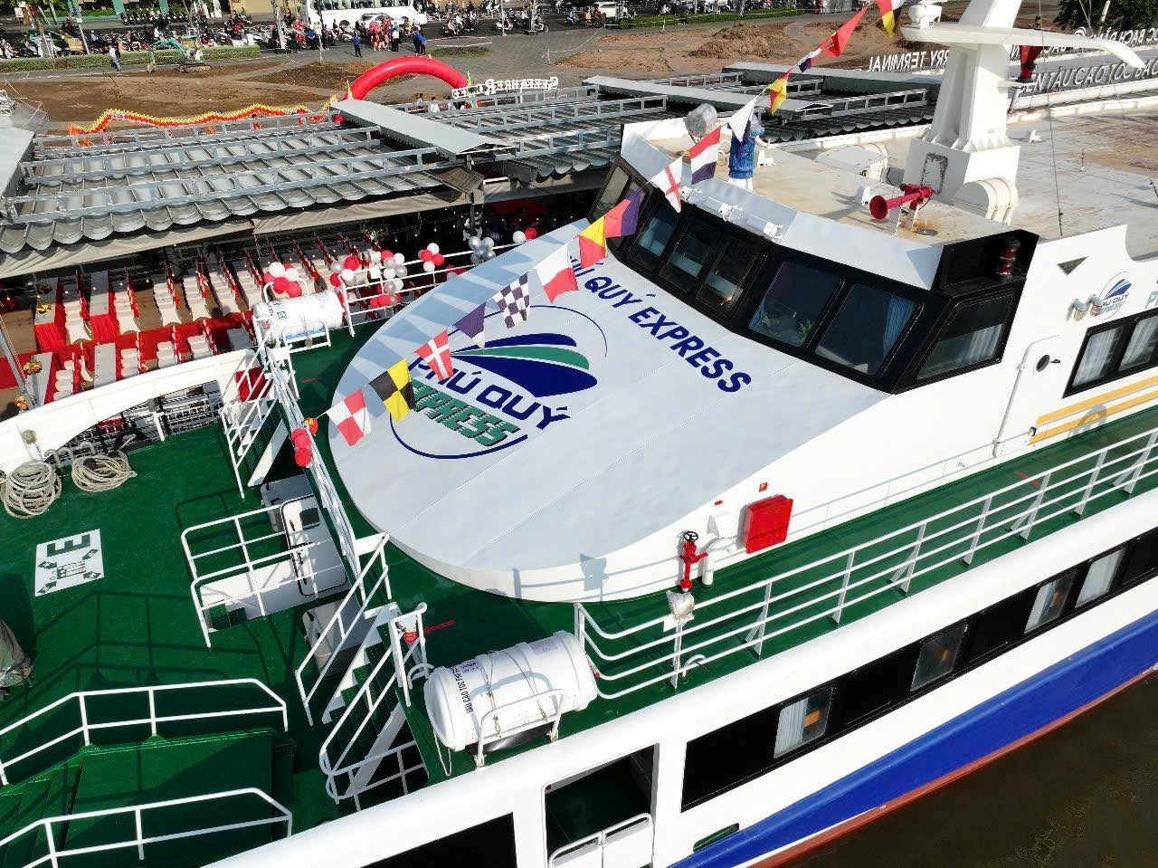 Tàu Cao Tốc Phú Quý Express ( Côn Đảo đi Sài Gòn)