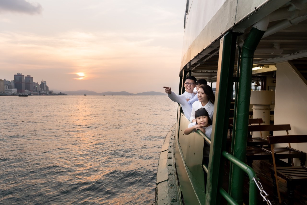 Vé Star Ferry Victoria Harbour Cruise