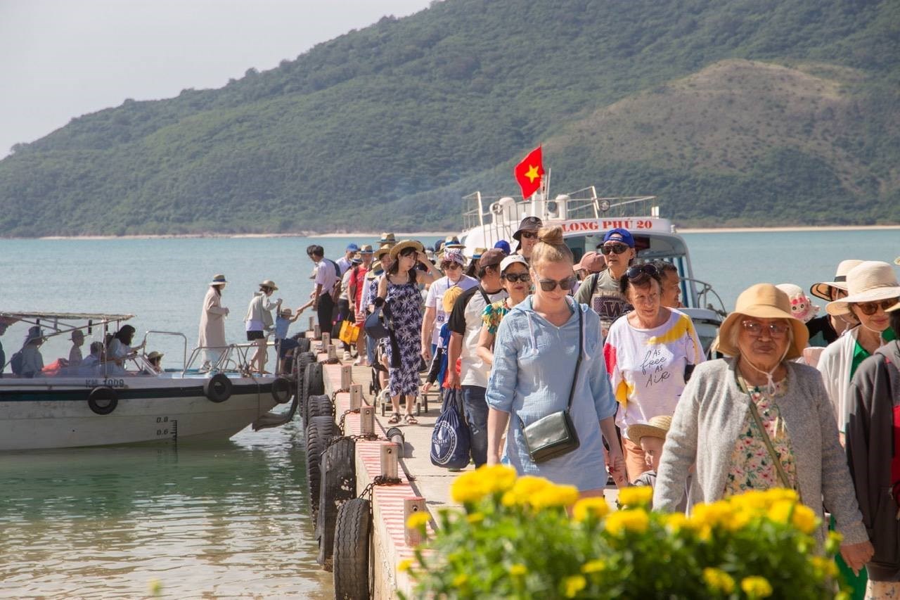 Vé Đảo Khỉ - Đảo Hoa Lan - Tour vịnh Nha Phu