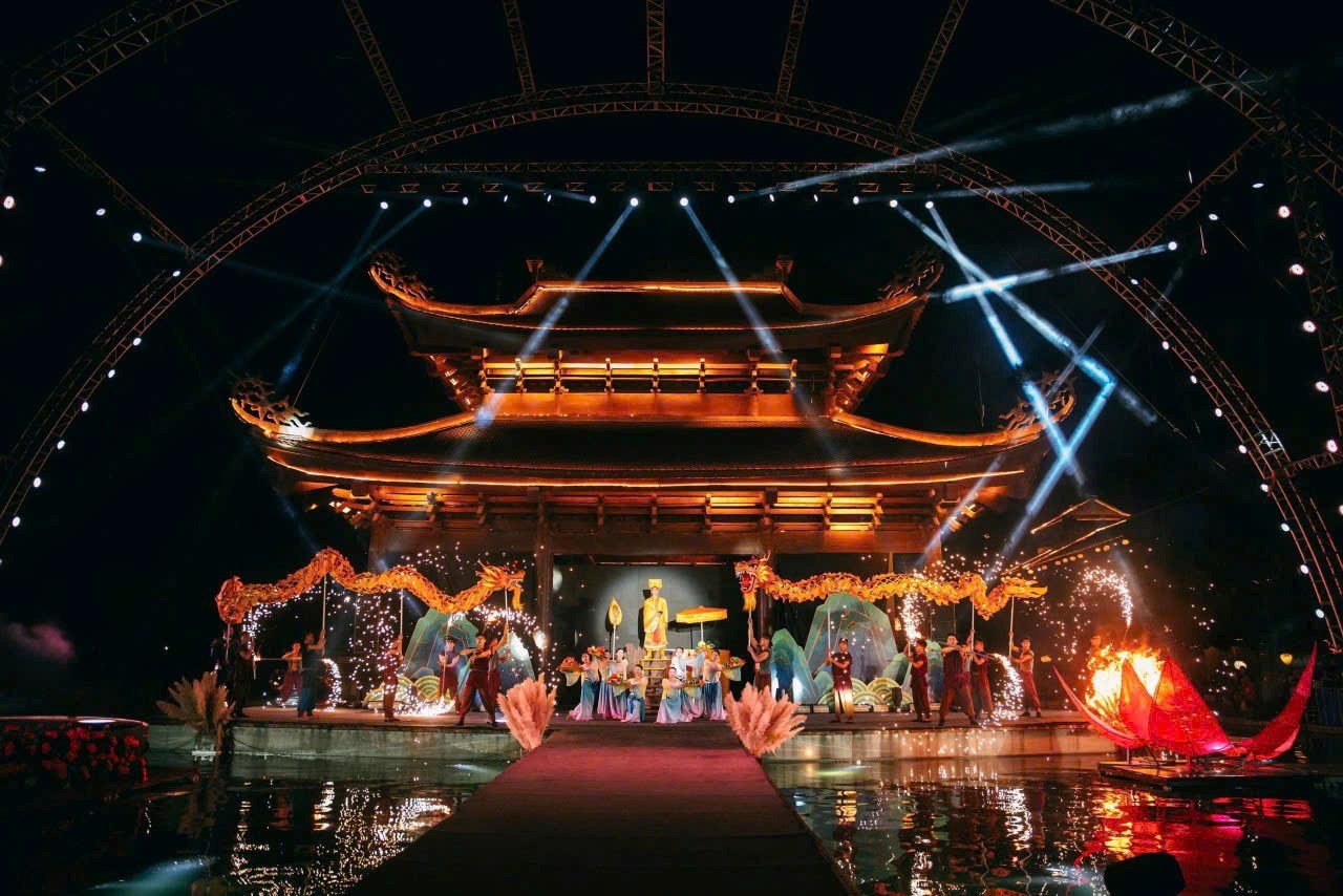 Vé Show thực cảnh Anh Hùng Cờ Lau