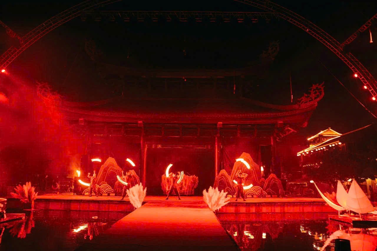 Vé Show thực cảnh Anh Hùng Cờ Lau