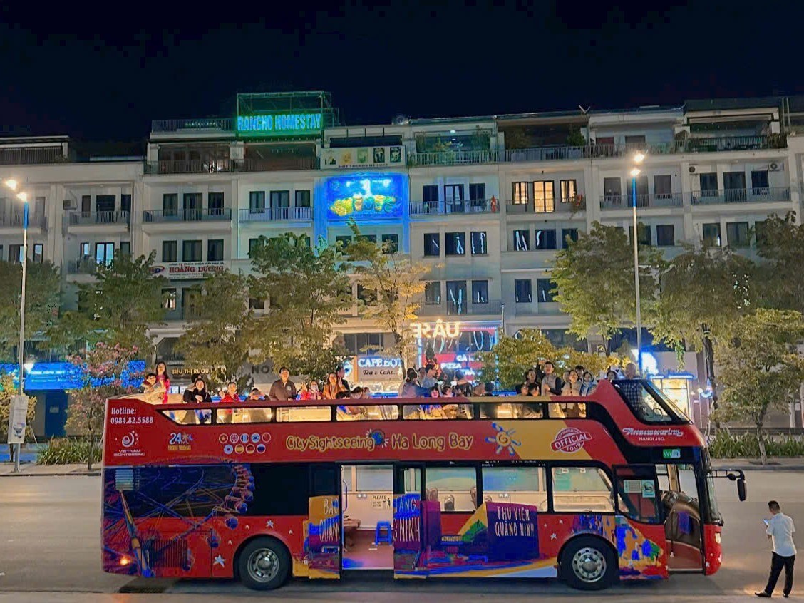 Bus 02 Tầng Vịnh Hạ Long - Vietnam Sightseeing