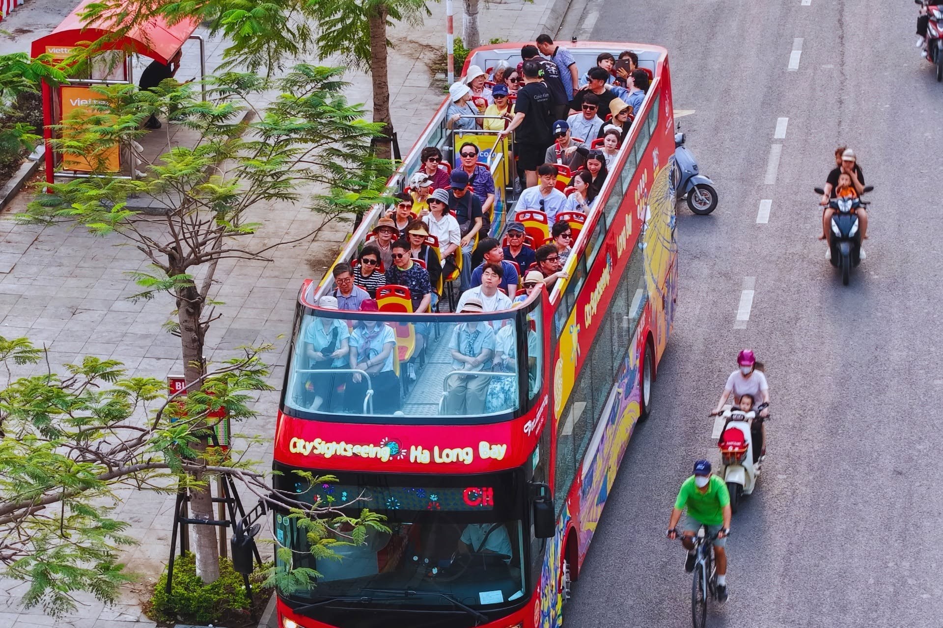 Bus 02 Tầng Vịnh Hạ Long - Vietnam Sightseeing