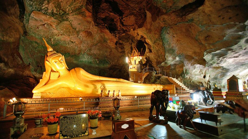 05. Thám hiểm Wat Tham Suwan Khuha
