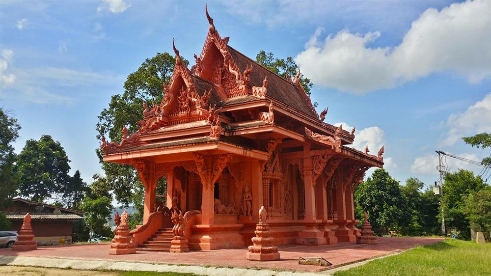 01. Hin Ta Hin Yai - Wat Sila Ngu: hơn 1km